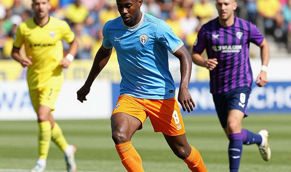 Fatouh's Thigh: An Incomplete Dataset Before the Cairo Derby Fatouh's Thigh: An Incomplete Dataset Before the Cairo Derby